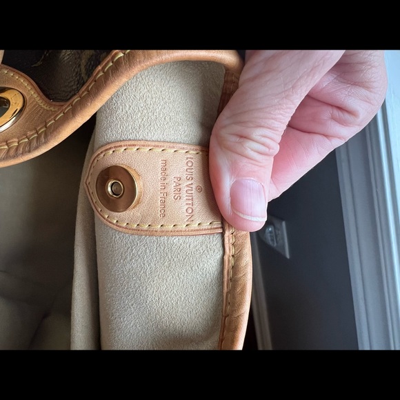 SOLD Louis Vuitton Galliera PM - Picture 4 of 15